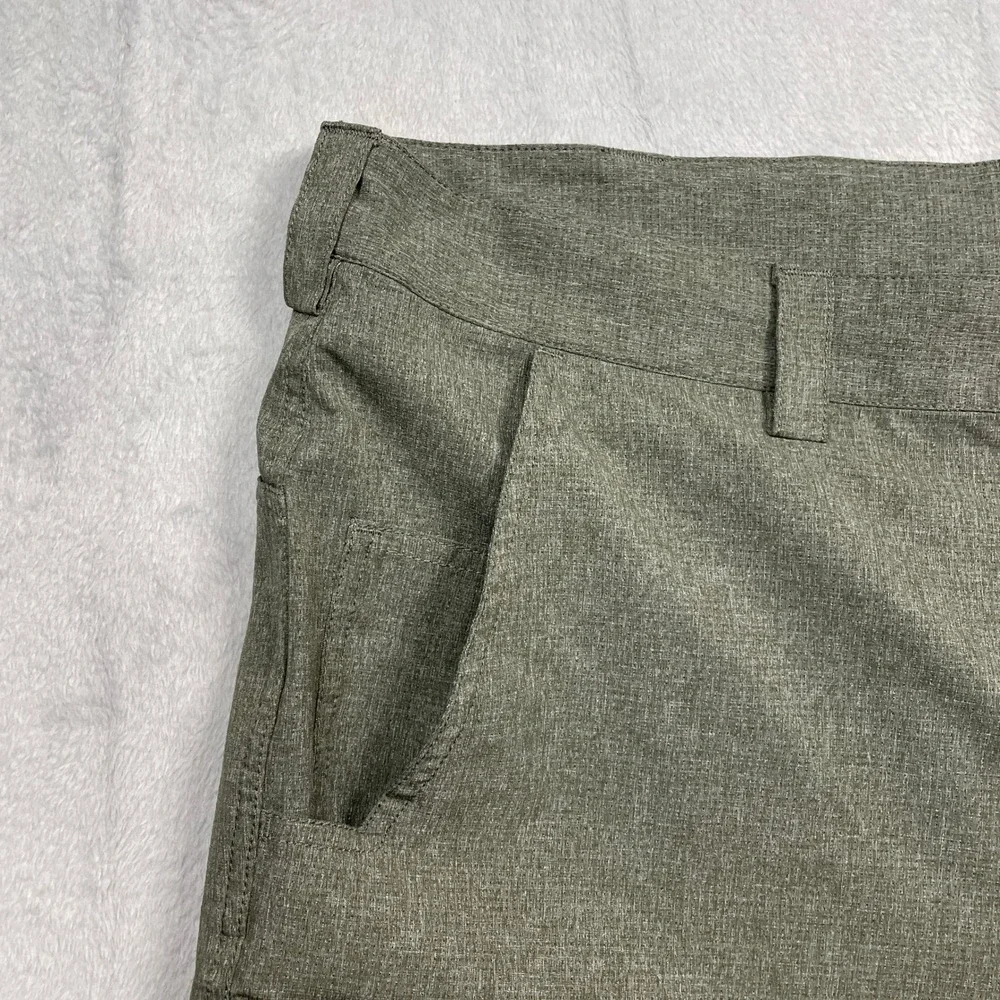 Duluth Trading Co Utility Shorts Men 44 Grey Heathered Quick Dry Cargo Pocket